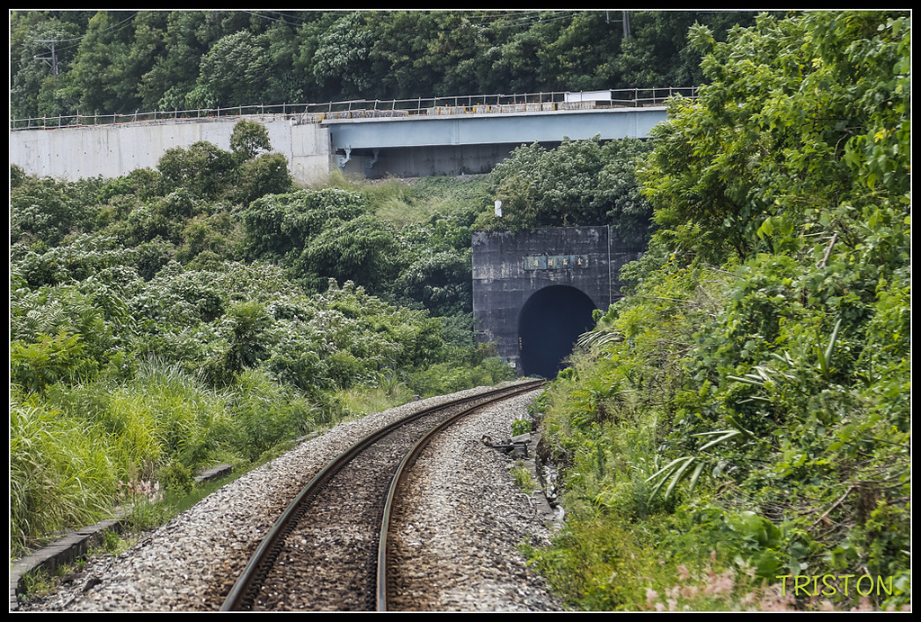 _H1A8397.jpg - 20171004 3671次藍皮普通車+鎮安車站