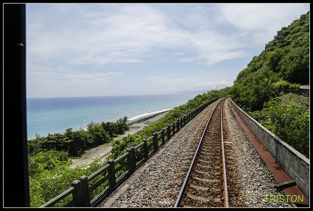 _H1A8336.jpg - 20171004 3671次藍皮普通車+鎮安車站