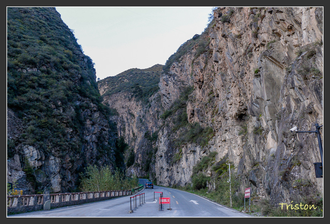 _MG_0867.jpg - 20161013 稻城亞丁