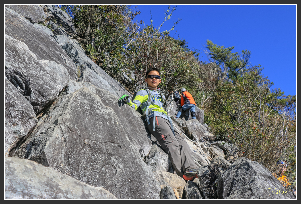IMG_0506.jpg - 20151219 鳶嘴稍來山、小雪山林道