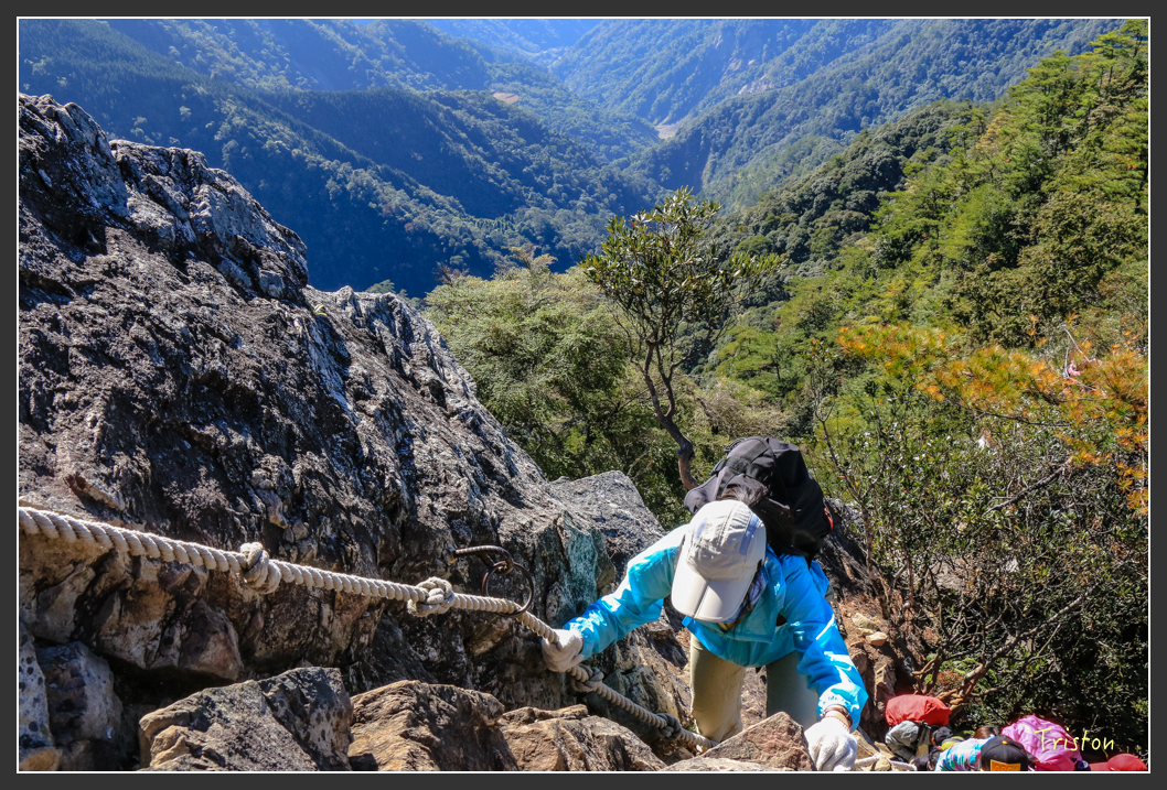 IMG_0468.jpg - 20151219 鳶嘴稍來山、小雪山林道