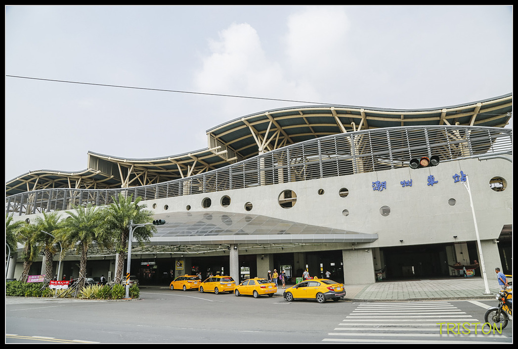 _H1A8078.jpg - 20171004 3671次藍皮普通車+鎮安車站