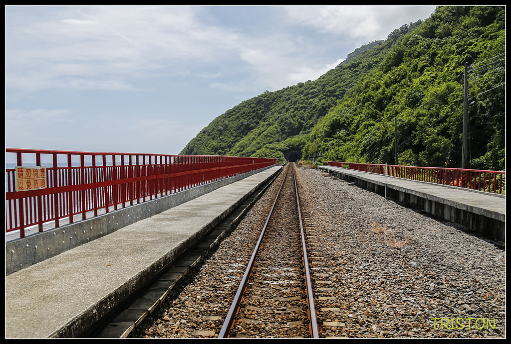 _H1A8378.jpg - 20171004 3671次藍皮普通車+鎮安車站