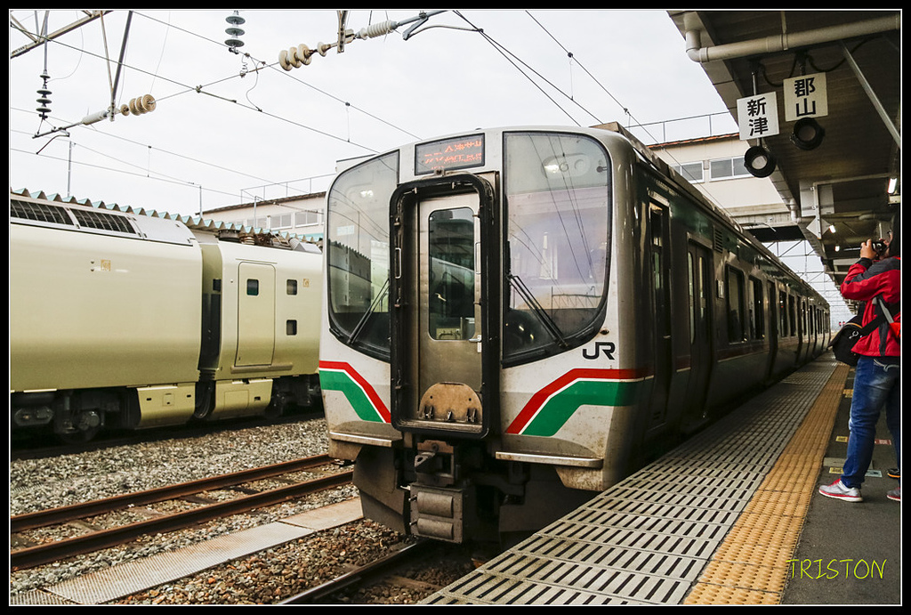 _H1A1109.jpg - 20171103 日本只見線、會津若松五色沼、昭和記念公園賞紅葉