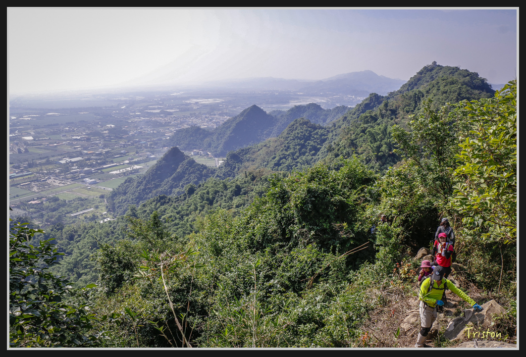 _MG_0558.jpg - 201161217 旗靈縱走