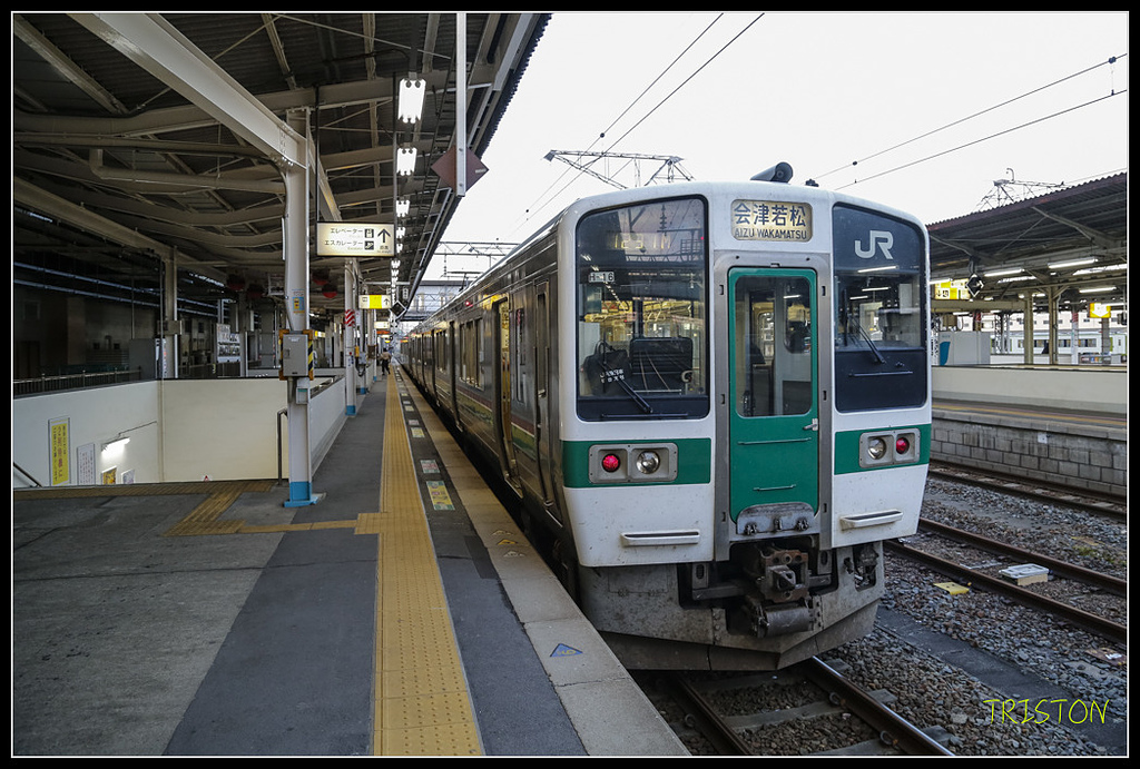 _H1A0134.jpg - 20171103 日本只見線、會津若松五色沼、昭和記念公園賞紅葉