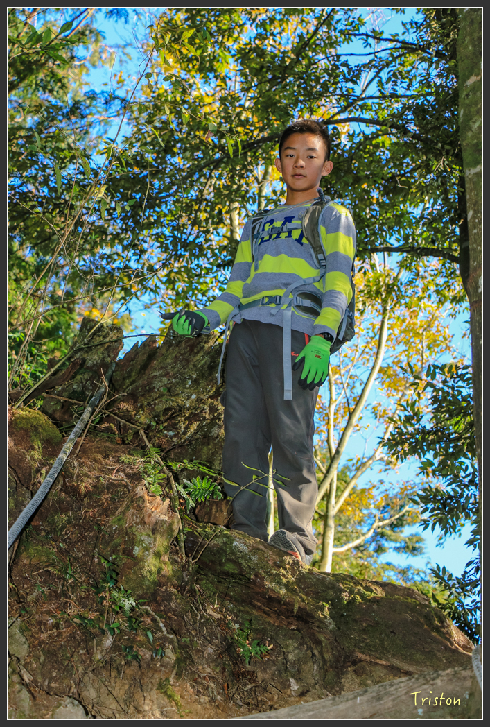 IMG_0633.jpg - 20151219 鳶嘴稍來山、小雪山林道