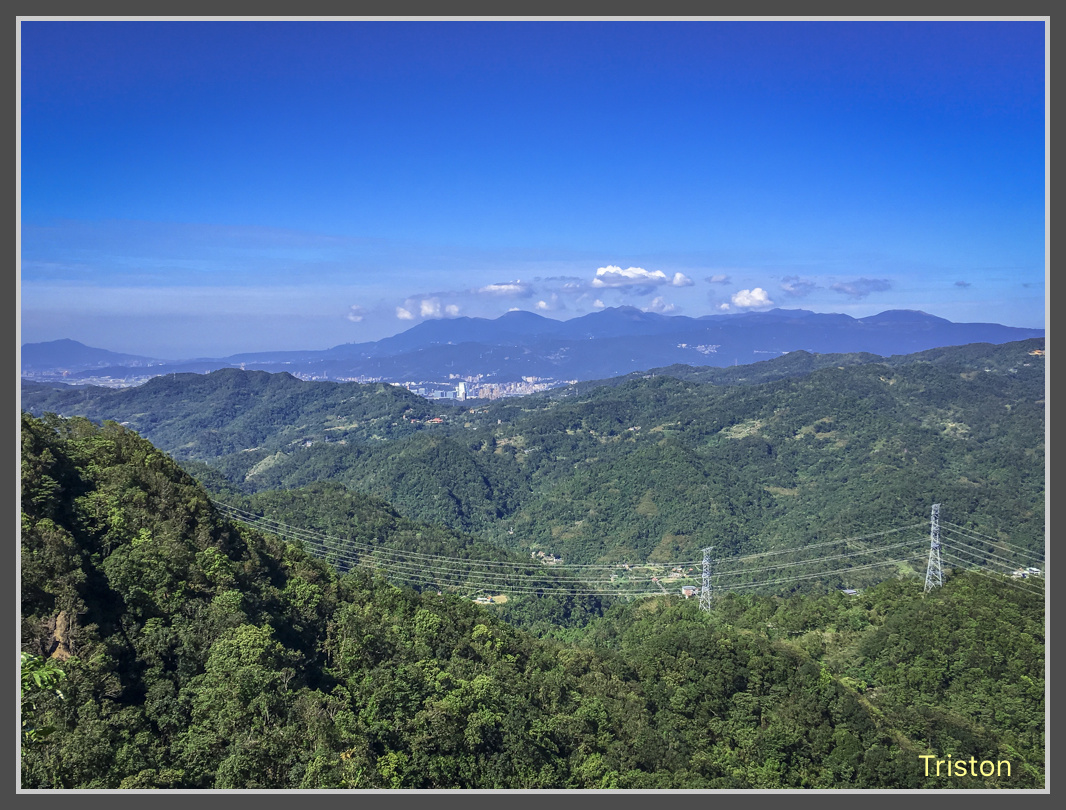 IMG_7027.jpg - 201161113 皇帝殿東西峰